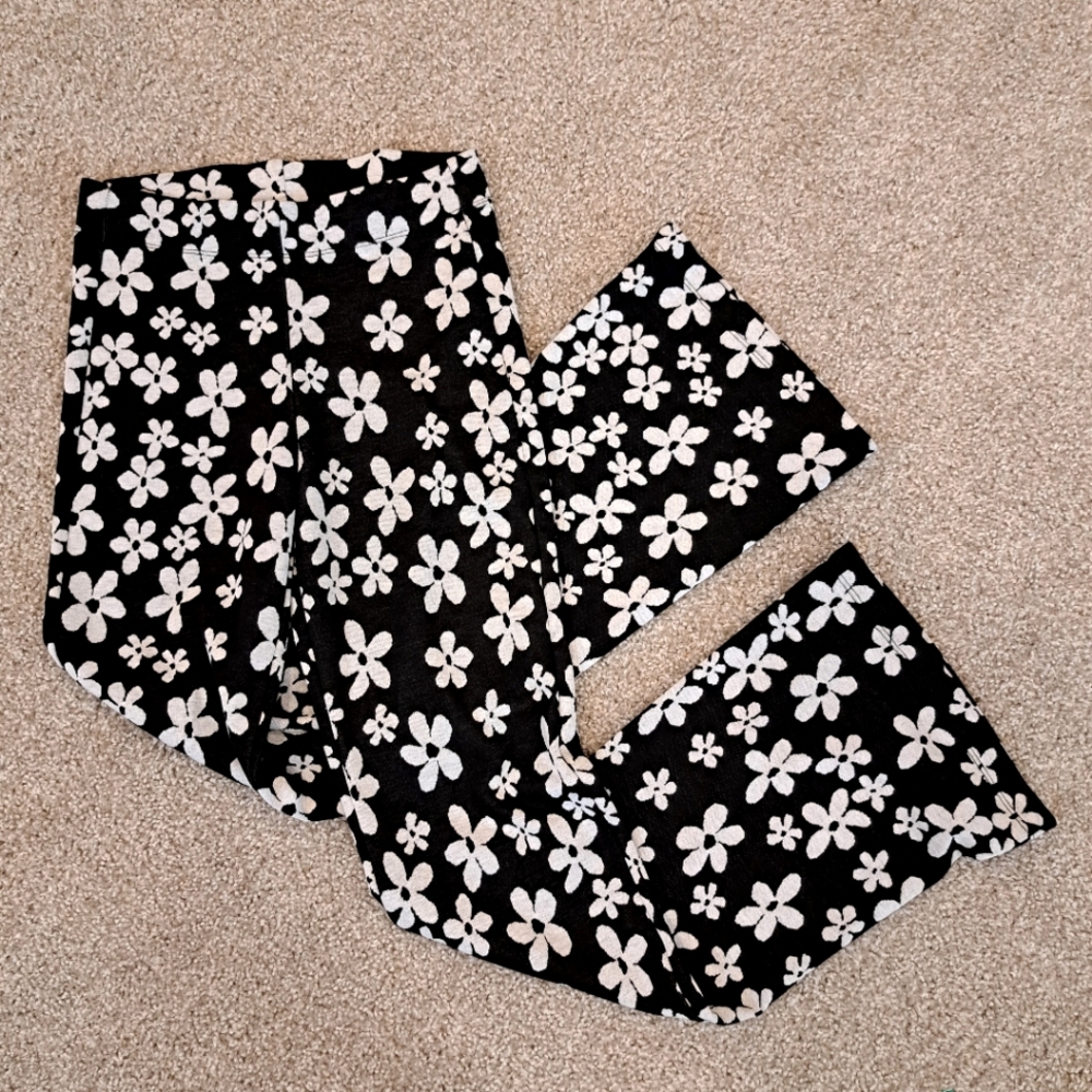 Urban Outfitters Daisy Knit Flare Pants